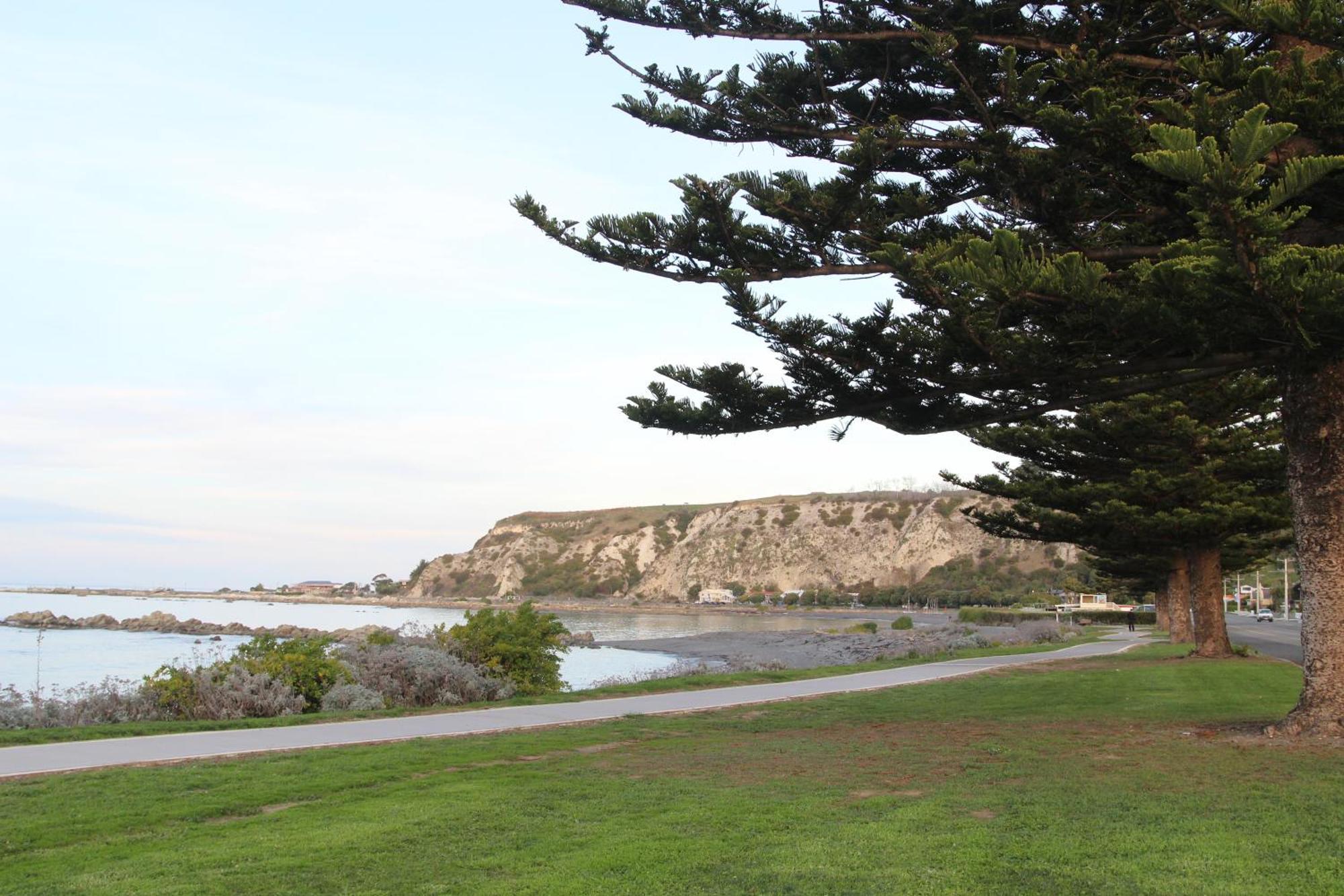 Sierra Beachfront Motel Kaikoura Esterno foto